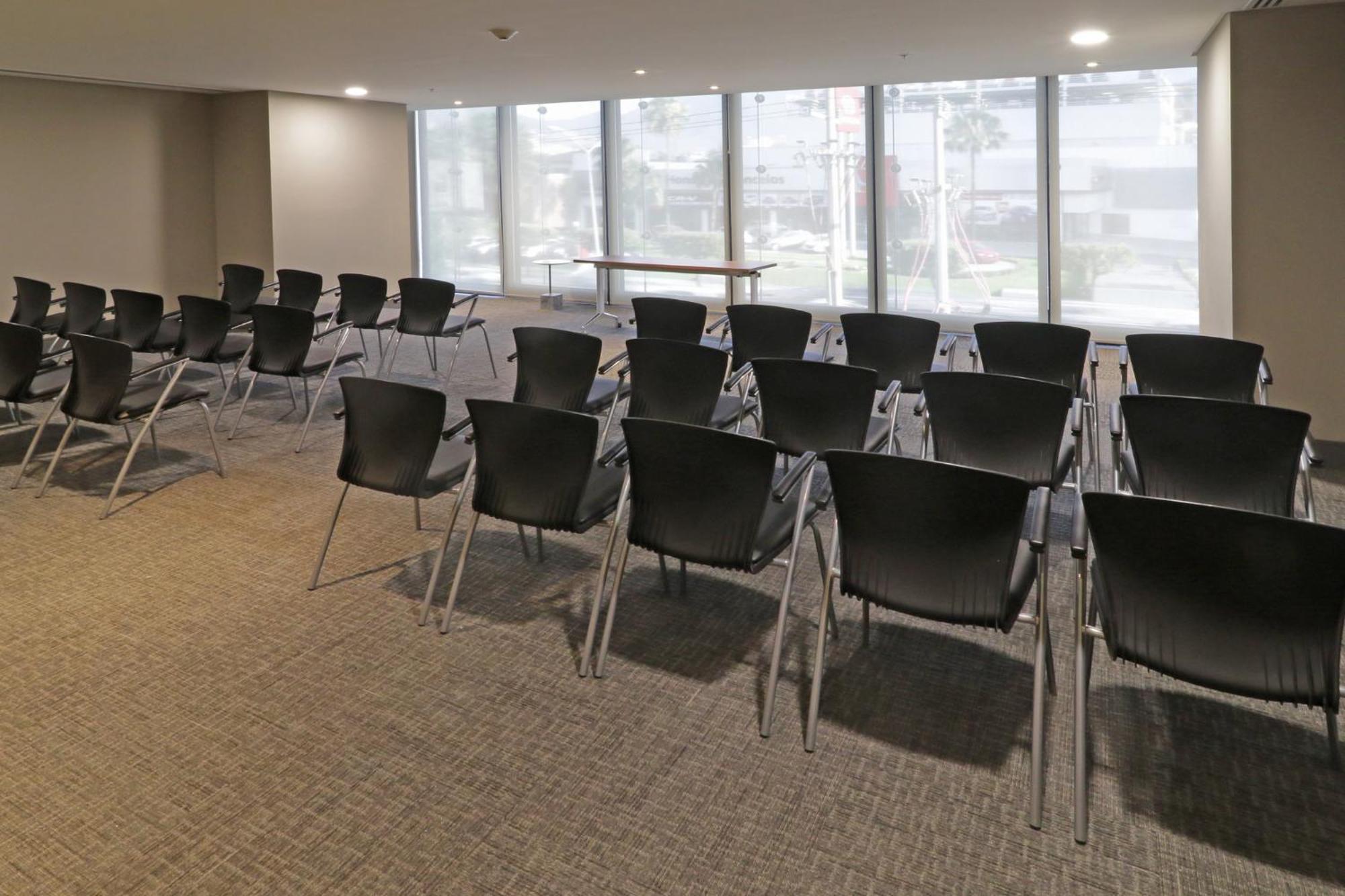 Holiday Inn Express & Suites Monterrey Valle By Ihg San Pedro Garza Garcia Eksteriør billede