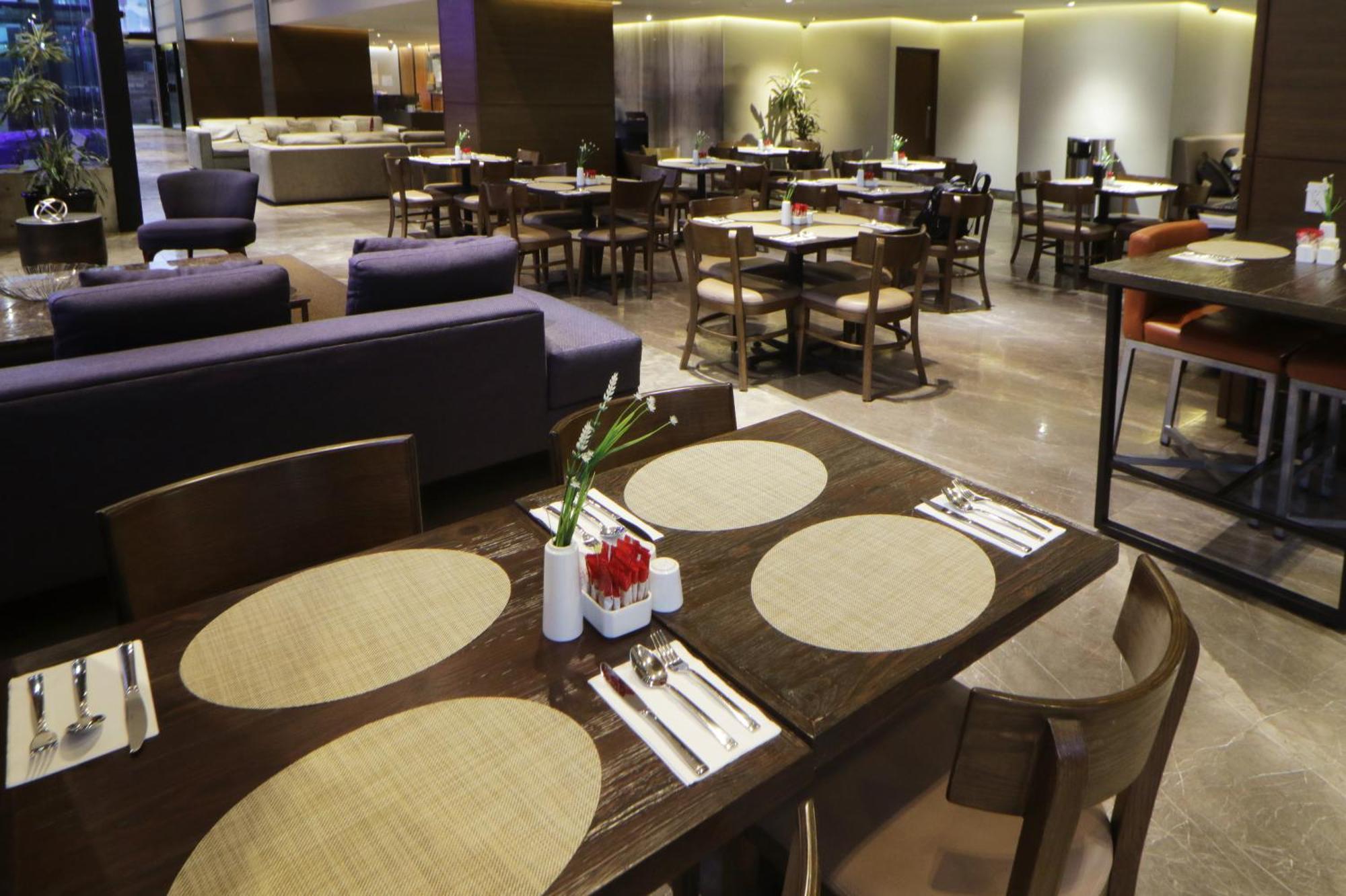 Holiday Inn Express & Suites Monterrey Valle By Ihg San Pedro Garza Garcia Eksteriør billede